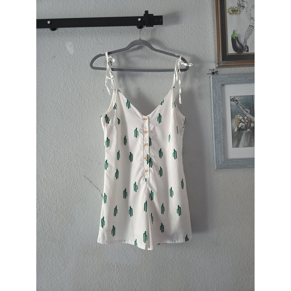 Zaful Romper white with cactus Small 4